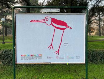 Mostra “diffusa” di grafiche e disegni: i bambini di Reggio fanno gli auguri alla città