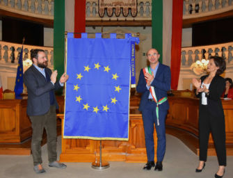 A Reggio la Bandiera d’onore del Consiglio d’Europa per i suoi gemellaggi e la rete di relazioni con gli altri paesi