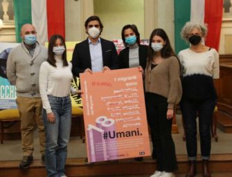 Reggio. Premiati in Sala del Tricolore studenti del Bus Pascal contro le discriminazioni
