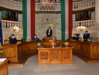 Reggio e quartieri. Firmati i primi 4 accordi di cittadinanza dedicati a servizi collaborativi