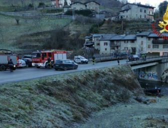 Auto vola giù da un ponte a Fanano: sono 3 le persone ferite