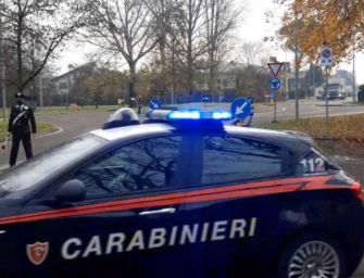 Aggrediscono le madri dopo litigi in famiglia, due cinquantenni in arresto a Medicina e a Bologna