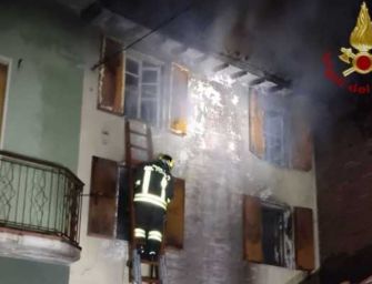 Fabbrico. Fiamme in casa, muoiono 2 fratellini