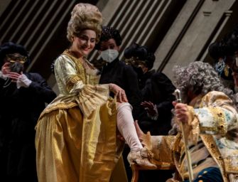 Al Comunale Pavarotti-Freni la Manon Lescaut di Giacomo Puccini
