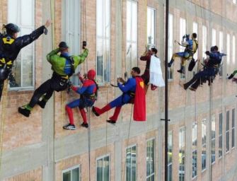 Una visita da Supereroi