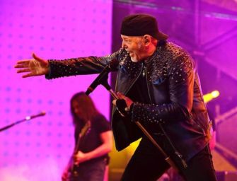 “E siamo ancora qui”, in 120mila per Vasco