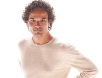 Reggio. In Spumanteria (Galleria Cavour): “Poesie d’amore a una stronza”, con Grasselli