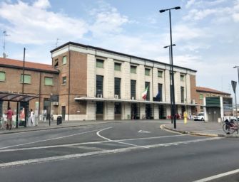 ‘Reggio Emilia Centrale – Città del Tricolore’, il Consiglio comunale chiede il cambio del nome della stazione