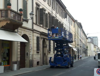 Reggio cinema. Al lavoro sulla casa di Ferrari, via Emilia San Pietro 22