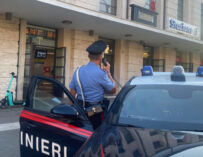 Reggio. In giro con l’hashish in zona stazione, ventiseienne denunciato per spaccio