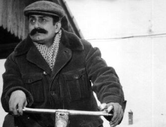 In viaggio con Guareschi lungo la via Emilia: manifesti dedicati allo scrittore in mostra in Assemblea