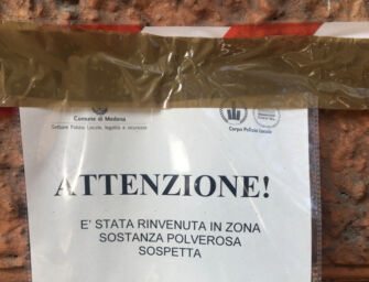 A Modena in corso le analisi sulla polvere sospetta trovata in diversi punti di viale Vittorio Veneto