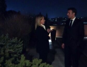 Meloni vede Macron: continuare il lavoro, affrontare l’emergenza del caro energia