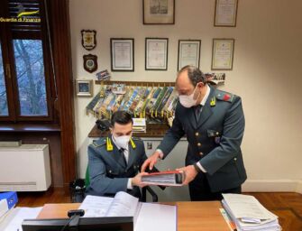 Gdf: 9 avvisi di garanzia per appalti irregolari e perquisizioni a Bibbiano e nell’Unione Val d’Enza