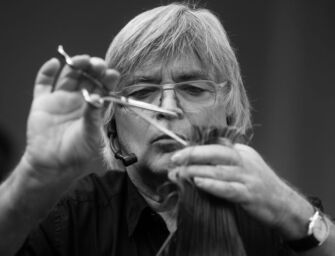 È morto James, storico e creativo parrucchiere reggiano