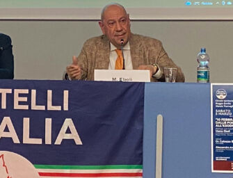 Saviano rinuncia a due incontri a Reggio, Fratelli d’Italia all’attacco: “Chieda scusa e non faccia la vittima”