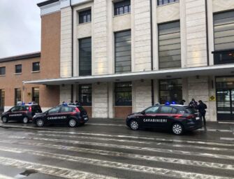 Reggio, ancora spaccio in piazzale Marconi: denunciato pusher di 26 anni