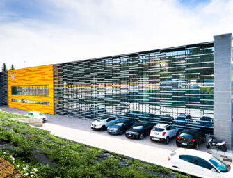 Distretti industriali, sale l’export +11,24%: al top piastrelle di Sassuolo e meccatronica di Reggio