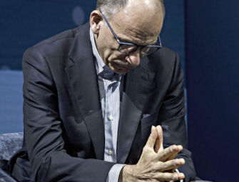 La resa di Letta: non cambia Carta valori