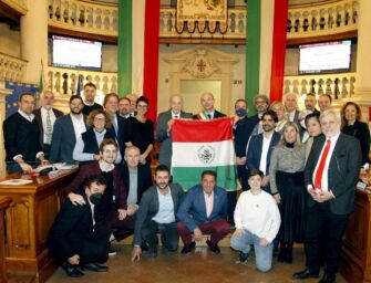Reggio. Primo Tricolore a Egidio Campari, a lungo direttore di Farmacie comunali riunite