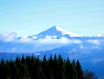 Parte subito la stagione di sci nel Modenese, poi anche nel Reggiano