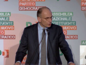 Assemblea Pd. Letta: serve un nuovo partito