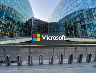 Microsoft verso taglio di migliaia di posti