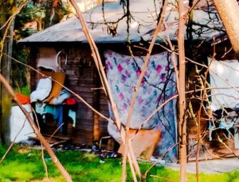 Reggio. La casetta dell’ex Legnolandia (via Cecati) è abitata: si vive in povertà