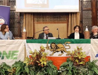 L’iniziativa di Azione Reggio: tenere viva l’attenzione su proteste e repressione in Iran
