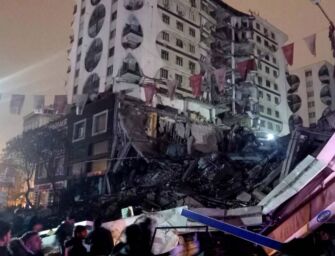 Terremoto 7.8 in Turchia e Siria, sono oltre 1.800 i morti e migliaia di feriti