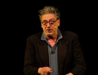 Sergio Castellitto è “Zorro. Un eremita sul marciapiede”