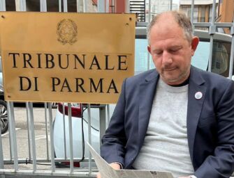 Cannabis light, alla Polveriera di Reggio il caso di Luca Marola