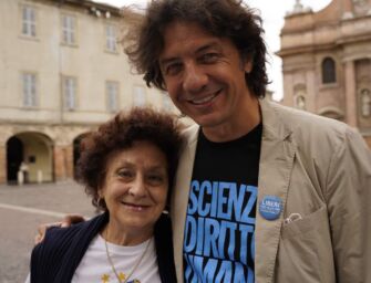 Proposta di legge sul fine vita, si firma anche in centro a Reggio