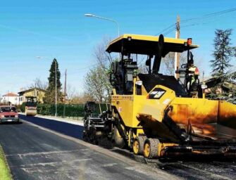 Reggio. Riasfaltatura: chiuso la notte una tratto di via dell’Aeronautica