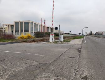 Brescello, diventerà più sicuro l’incrocio tra la Sp 62 e via Chiesa a Lentigione