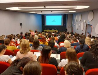 Comune di Reggio, dipendenti in agitazione. Sindacati: troppe esternalizzazioni