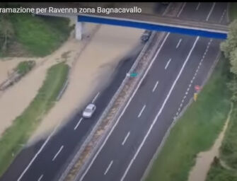 Alluvione, si allaga anche l’autostrada A14