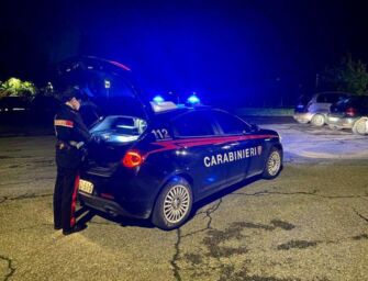 Scende dall’auto rimasta senza benzina, travolta e uccisa 19enne