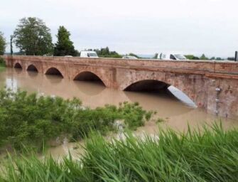 Maltempo: sorvegliati Secchia e Panaro, chiusi altri ponti