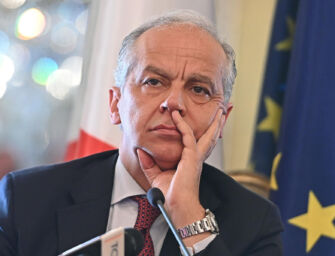 Piantedosi: la vita deve proseguire