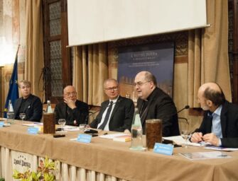 Tutto esaurito per il ritorno di Camisasca