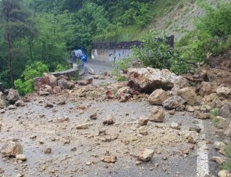 Grossa frana a Montelusino di Baiso
