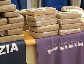 Reggio. Ingente sequestro della polizia: 72 kg di coca e 50mila euro
