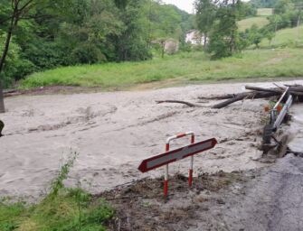 Castelnovo Monti. Tempesta d’acqua a la Gatta, esonda anche lo Spirola