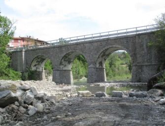 Alto Appennino modenese, chiude ponte su Scoltenna (Sp31)