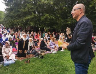 Reggio: sindaco alla festa islamica, è polemica (politica e social)