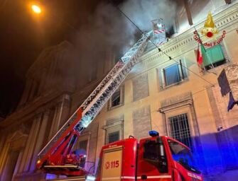 Incendio nel tribunale di Modena