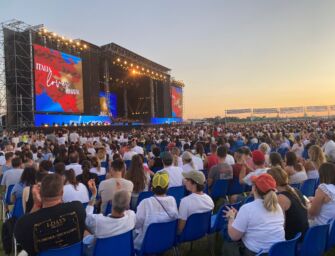 Via al concertone della Rcf Arena, e la Pausini attacca con Romagna mia VIDEO