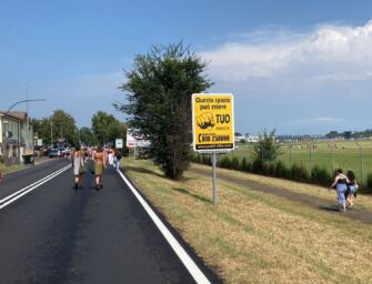 Oltre 100mila per Harry Styles al Campovolo di Reggio, i fans entrano all’Arena dopo la grandinata