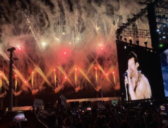 Tutti pazzi per lo show alla Rcf Arena